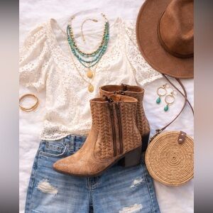 Circle G by Corral Leather Ankle Boots Braided Western Boho Booties Size 7